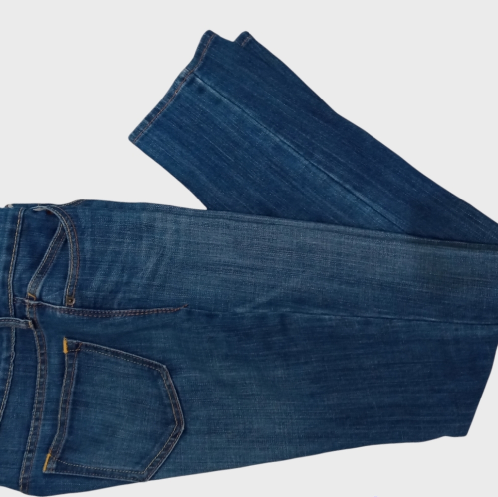 Old Navy "The Diva" Jeans Size 8 Blue Color
